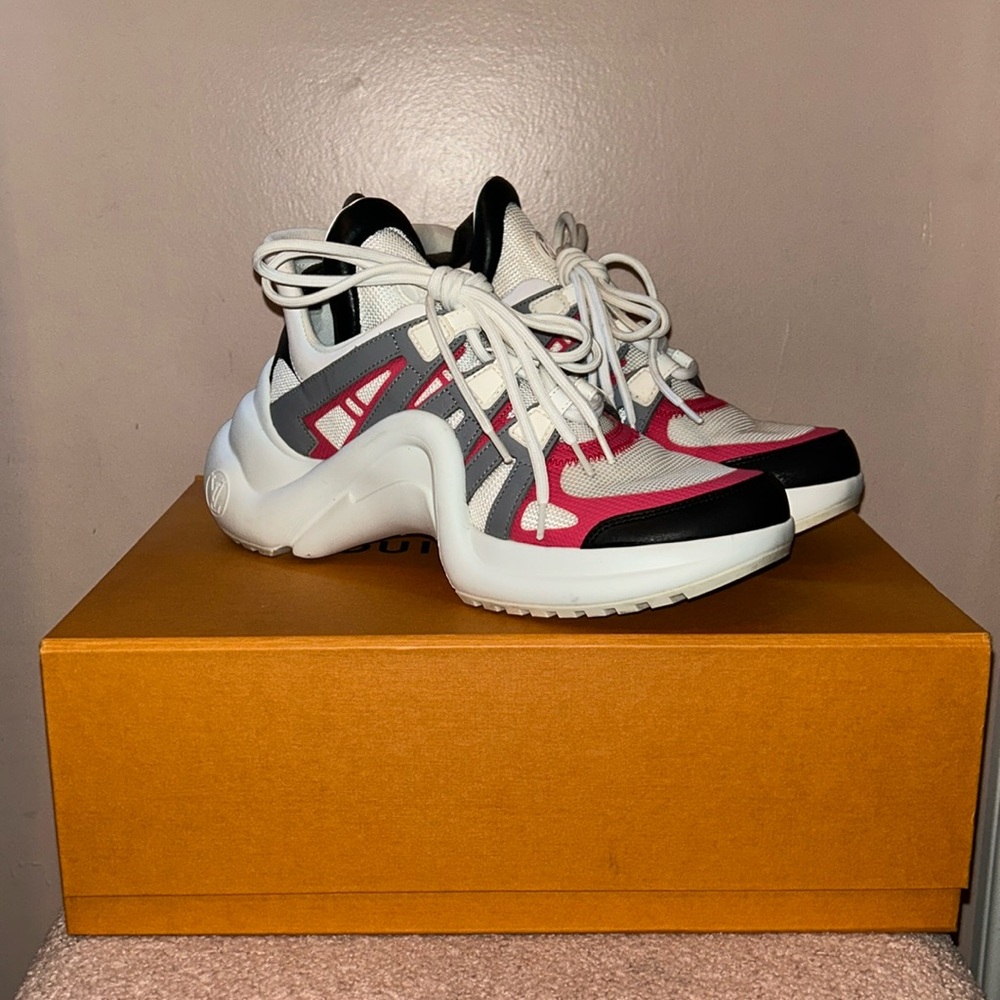 Louis Vuitton Archlight Sneaker Size 37.5 (US 7.5)